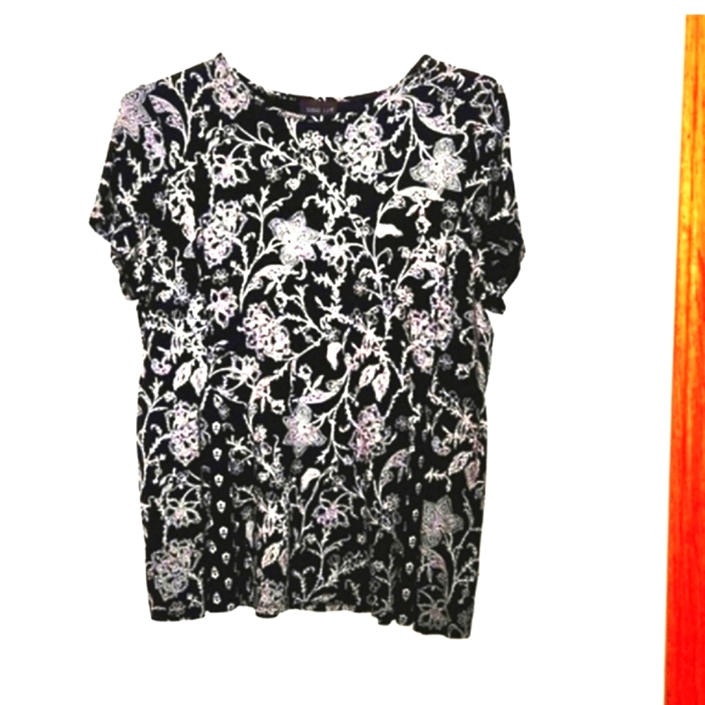 JJill Black/Cream Blouse with side print cut-in Size Med, Poly, Machine Wash